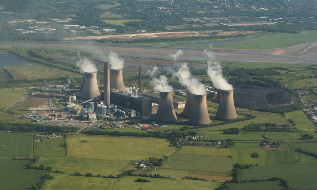 Fiddler's Ferry Power Station. Image: Alan James.