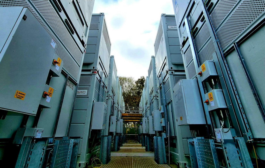 The 2MW/5MWh vanadium flow battery at the Energy Superhub Oxford. Image: Invinity Energy Systems