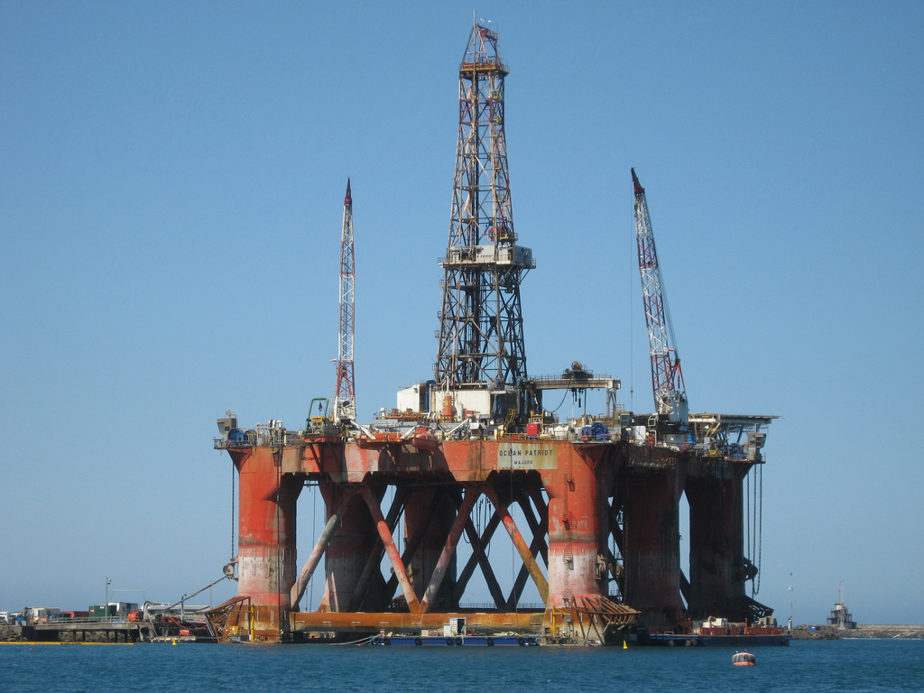 Big oil wastes $1 trillion in unuseable oil