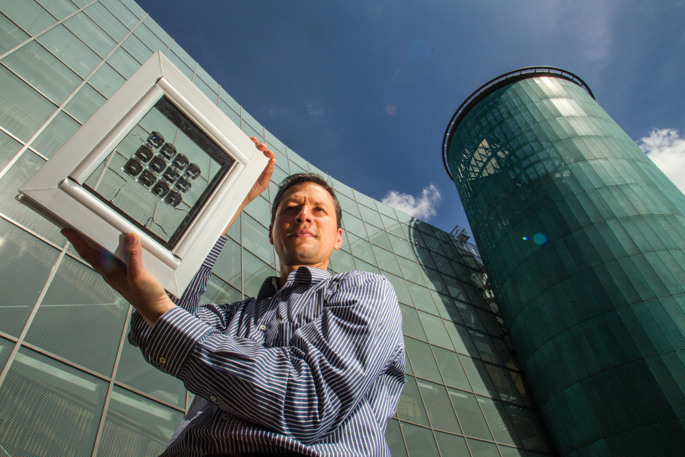 Electricity-generating windows could hold key to low cost energy