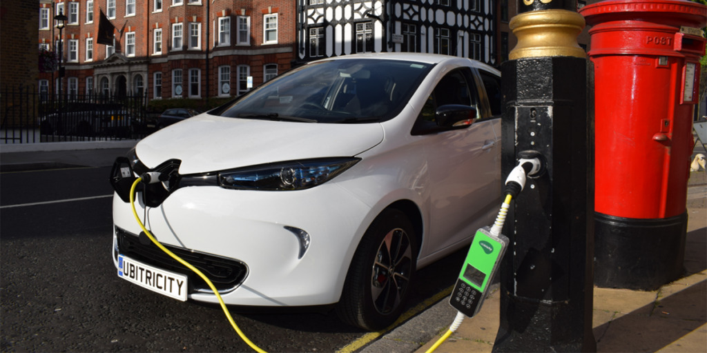 ubitricity completes 7,000 EV chargepoint installations in the UK. Image: Ubitricity.
