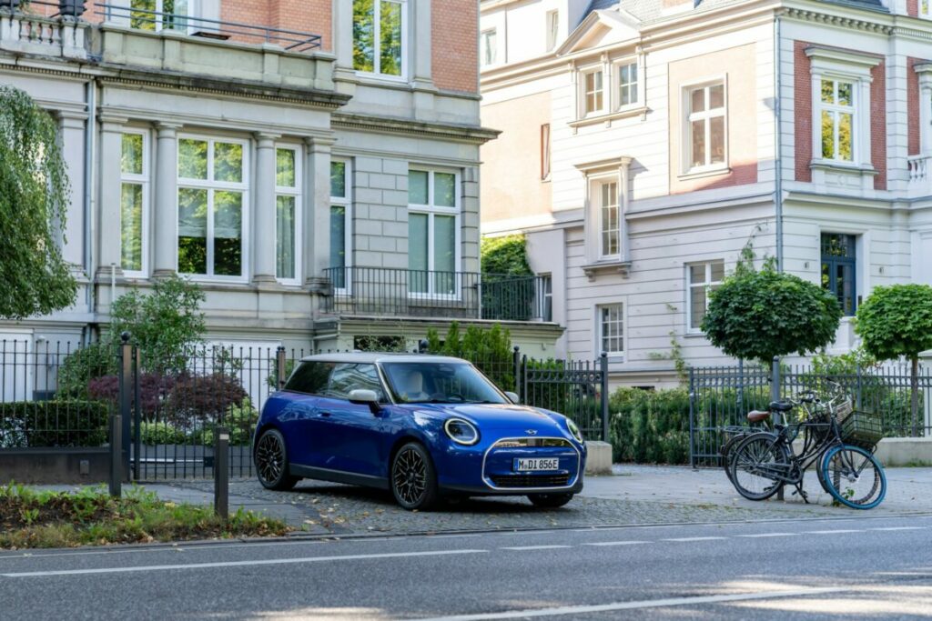 A MINI Cooper SE in Oxford. Image: BMW