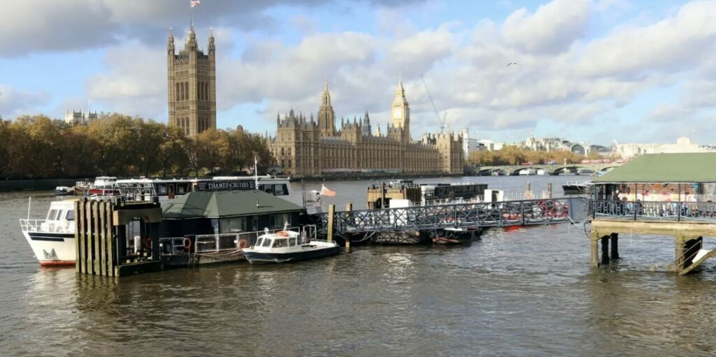 UKPN is supporting the decarbonisation of boats on the River Thames. Image: UKPN