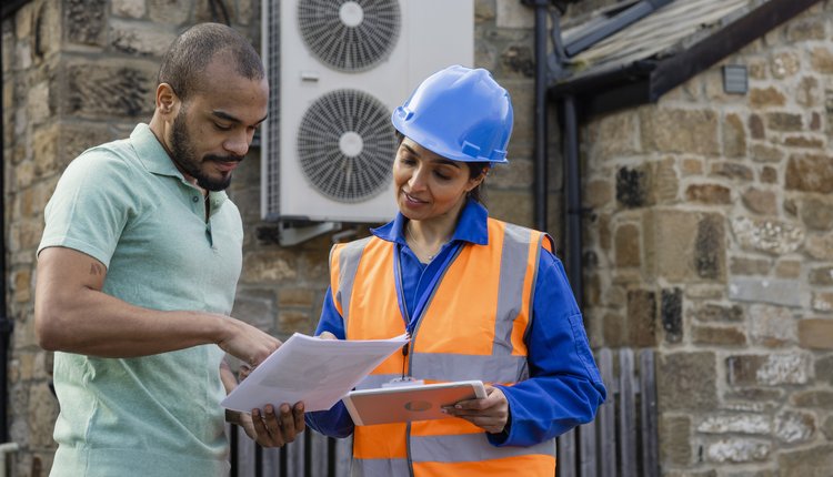 Urgent Call for Low-Carbon Heating Transition in the UK
