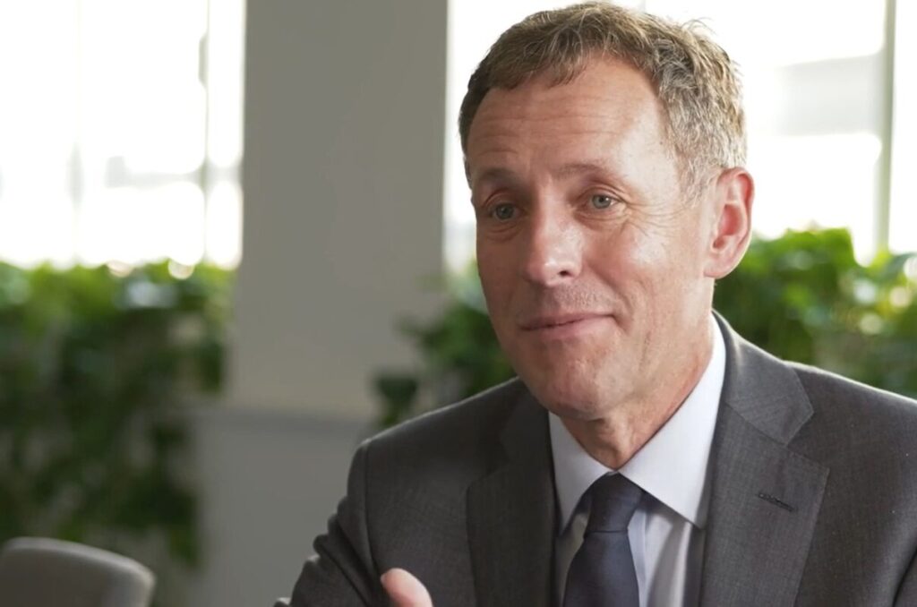 good energy ceo faces camera