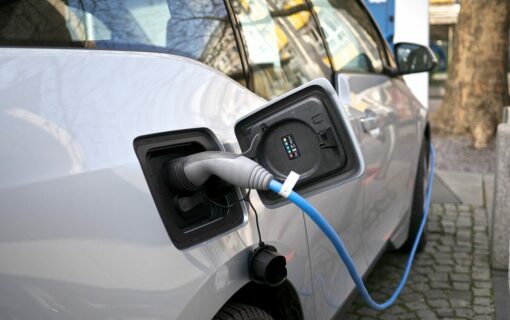 Government wants rapid EV charger every 20 miles on major roads