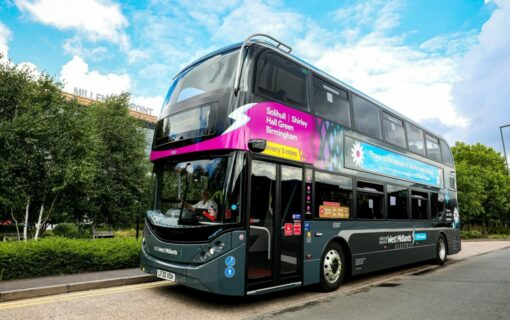 FirstGroup secures £150 million funding package to electrify 1,000 UK buses. Image: CNW Group/Alexander Dennis Limited.
