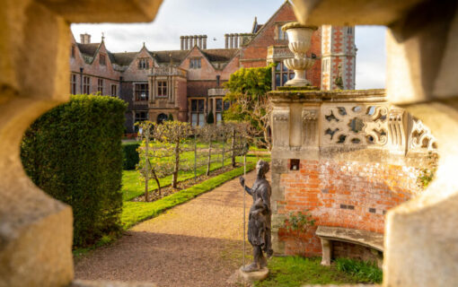 nt charlecote 193