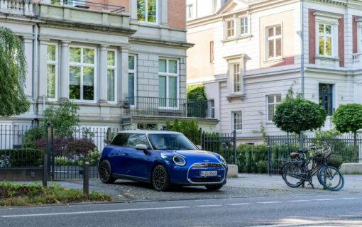 A MINI Cooper SE in Oxford. Image: BMW