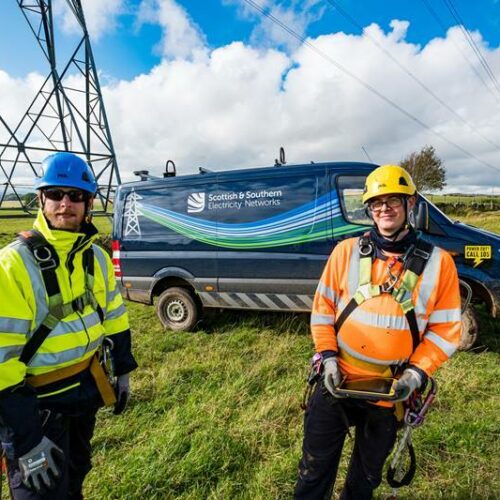 SSEN Transmission Line Workers and Van