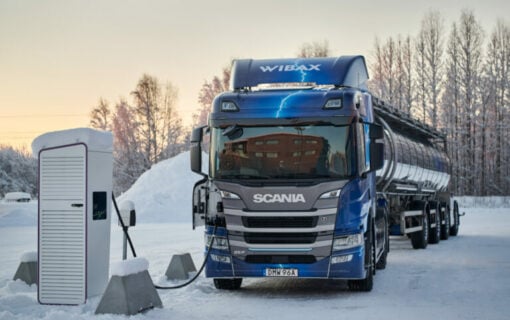 A heavy duty electric truck at a roadside charging point in Sweden. Image: Dan Boman / Scania.