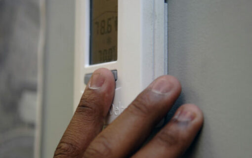 Thermostat. Image: U.S. Air Force photo/Airman 1st Class Katie Gieratz.