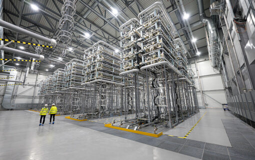 Viking link Valve Hall pic 2- Credit Siemens Energy